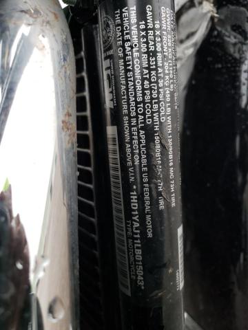 2020 HARLEY-DAVIDSON FLHC 1HD1YAJ11LB015043