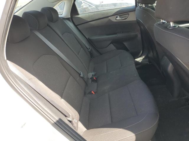 3KPF24ADXLE242125 KIA FORTE FE