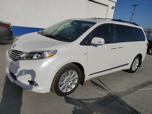 2016 Toyota Sienna XLE