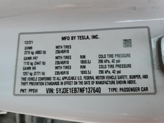 5YJ3E1EB7NF137640 Tesla MODEL 3