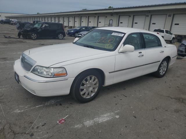 2010 Lincoln Town Car Signature Limited