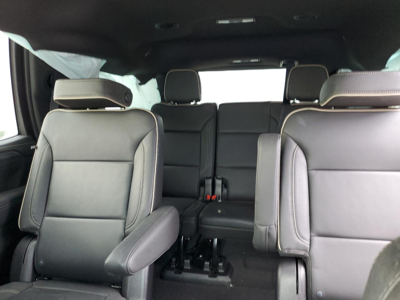 1gks1bkd0nr363438 1GKS1BKD0NR363438 2022 GMC Yukon Slt
