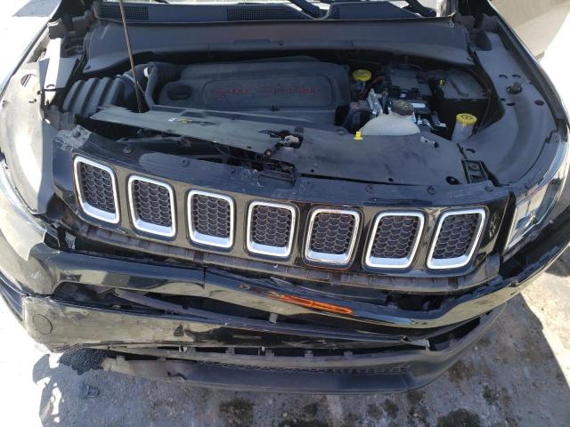 3C4NJCBB5JT420652 Jeep Compass Latitude