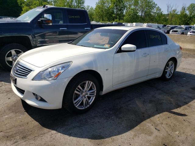 2015 INFINITI Q40 