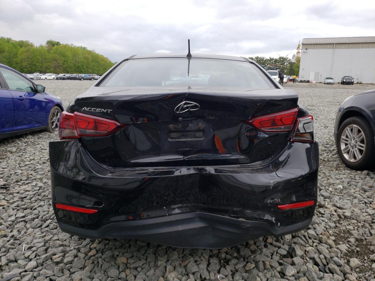 3KPC24A31JE012870 2018 Hyundai Accent Se