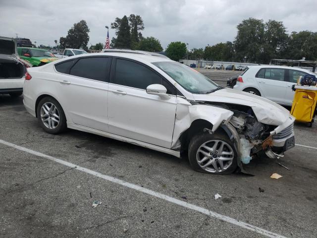 3FA6P0H77GR225670 Ford FUSION SE