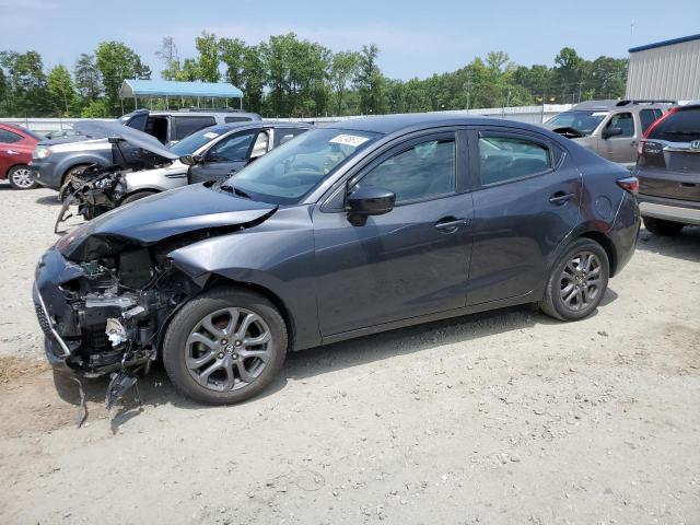 2019 Toyota Yaris L