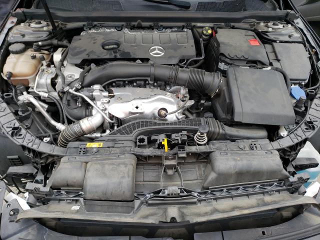 WDD3G4EB4KW002446 Mercedes-Benz A 220