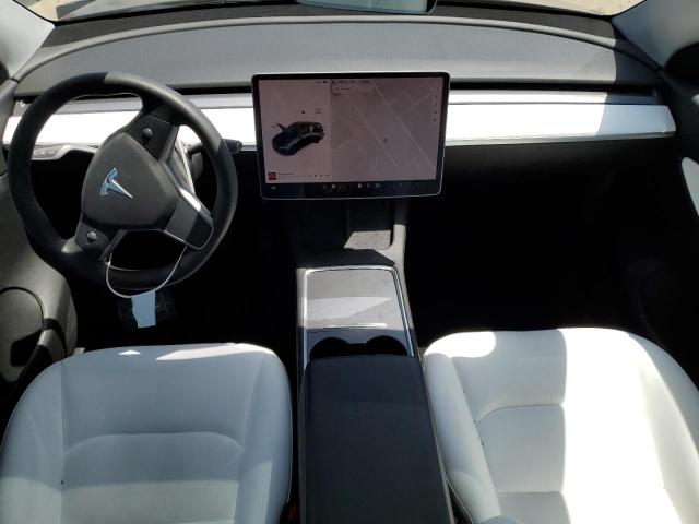 7SAYGDEE4NF341049 Tesla Model Y