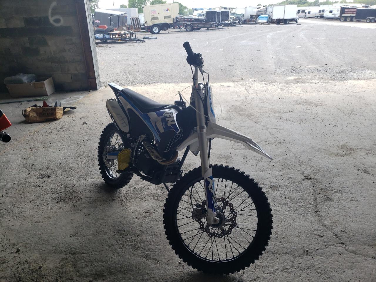 L08YCNKC5M1000567 APOL DIRT BIKE 2021