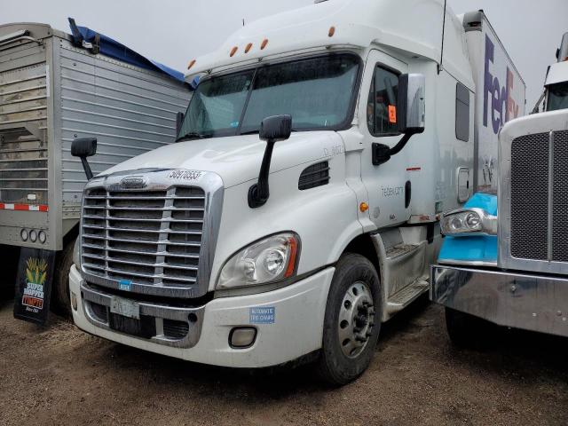 Lot #2489968691 2015 FREIGHTLINER CASCADIA 1 salvage car