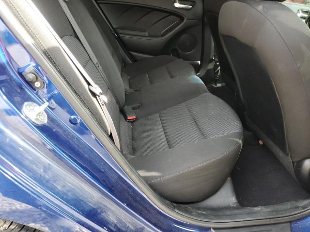 3KPFK4A75JE175943 KIA FORTE LX
