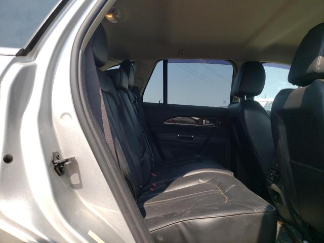 2LMDJ8JK6EBL03528 Lincoln MKX