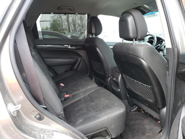 5XYKT3A60EG484130 KIA SORENTO LX