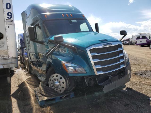 Lot #2356148529 2019 FREIGHTLINER CASCADIA 1 salvage car