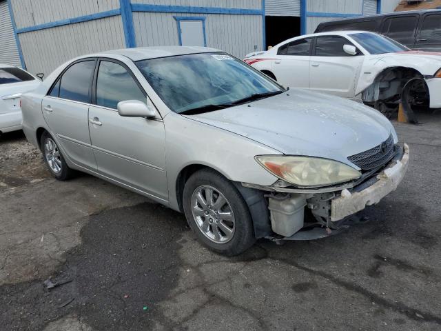 2002 Toyota Camry Le VIN: 4T1BE32K92U094770 Lot: 50921643