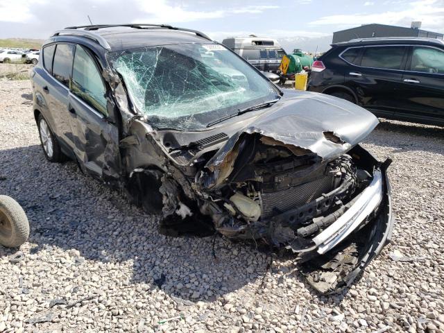 1FMCU9J92JUB17572 Ford Escape Titanium