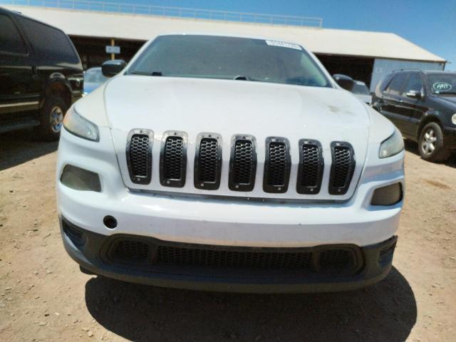 1C4PJMAB3FW545697 Jeep Cherokee Sport