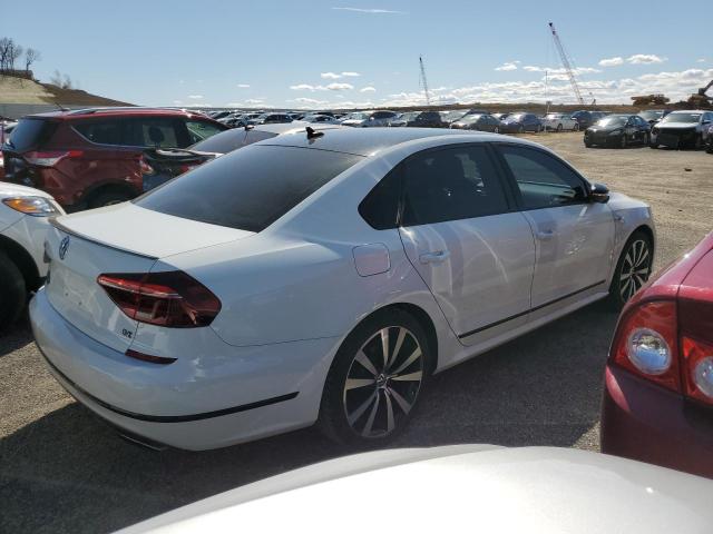 2018 VOLKSWAGEN PASSAT GT - 1VWJM7A38JC040799