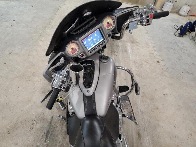 2017 INDIAN MOTORCYCLE CO. CHIEFTAIN - 56KTCNAAXH3354167