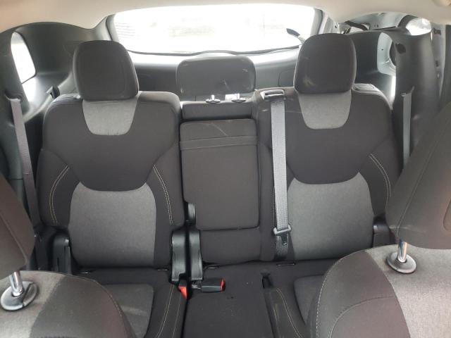 1C4PJMCXXJD570075 Jeep Cherokee Latitude