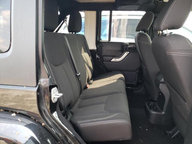 1C4BJWEG5JL840192 Jeep Wrangler Unlimited Sahara
