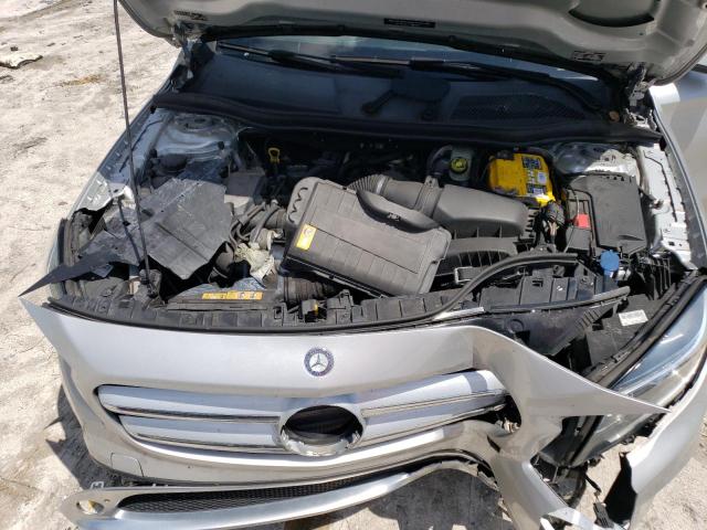 2015 MERCEDES-BENZ GLA 250 - WDCTG4EB7FJ120420