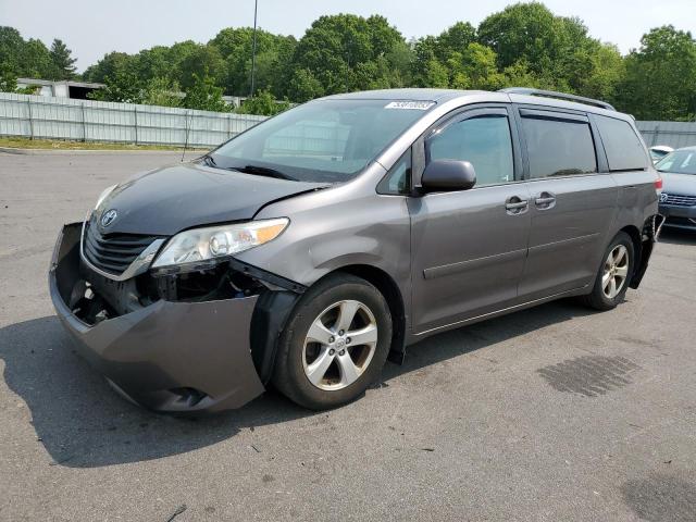 2014 Toyota Sienna LE