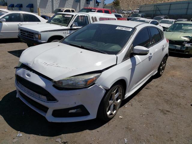 Lot #2251808690 2015 FORD FOCUS ST salvage car