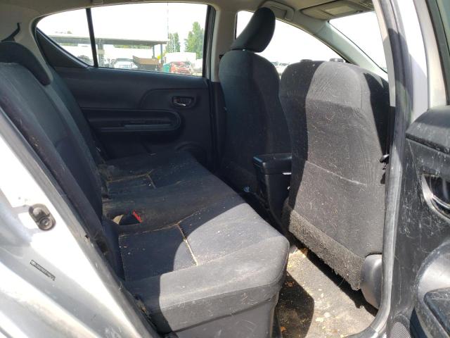 JTDKDTB37F1585152 Toyota PRIUS C