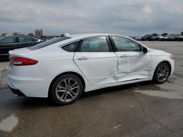 3FA6P0CDXKR109157 Ford FUSION SEL