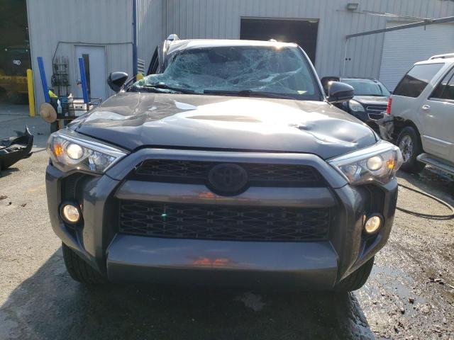 2015 TOYOTA 4RUNNER SR - JTEZU5JR3F5095845