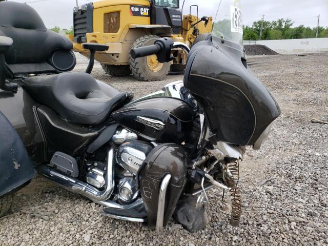 2019 HARLEY-DAVIDSON FLHTCUTG 1HD1MAF13KB858888