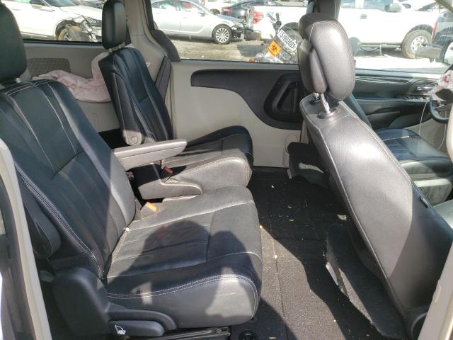 2015 CHRYSLER TOWN AND C - 2C4RC1BGXFR695911