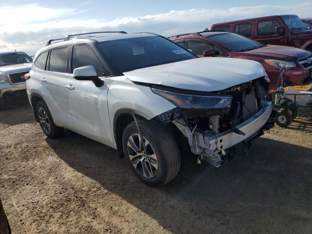 VIN 5TDHZRBH6NS234874 2022 Toyota Highlander, Xle no.4