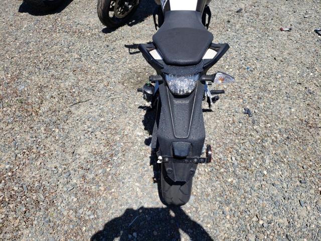 2015 KTM RC 390 MD2JGJ400FC253272