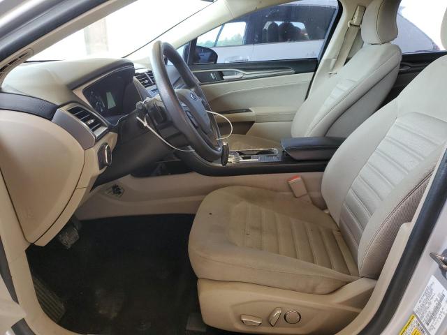 3FA6P0HD2JR209499 Ford FUSION SE