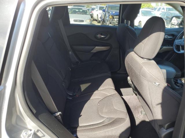 1C4PJMCS5HW601641 Jeep Cherokee Latitude