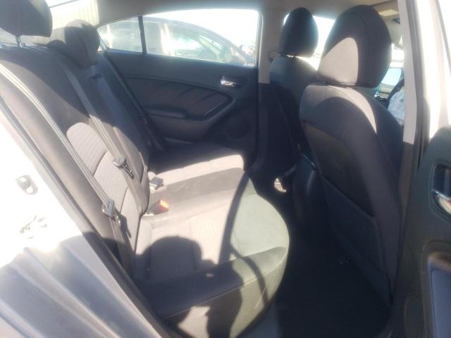 KNAFX4A61G5509301 KIA FORTE LX
