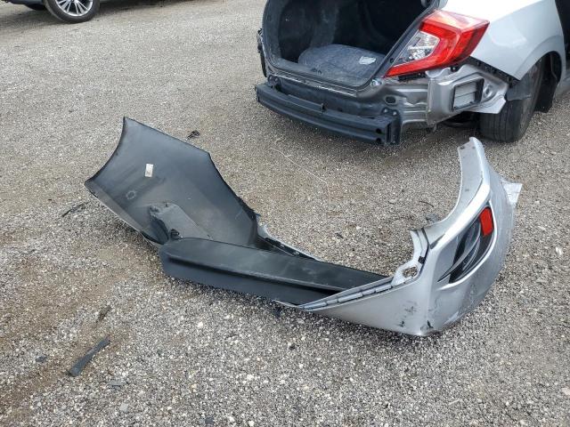 19XFC2F56JE028653 2019 Honda Civic Lx