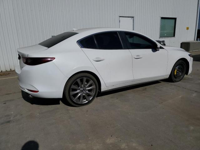 3MZBPADL8KM111939 Mazda 3 Preferred
