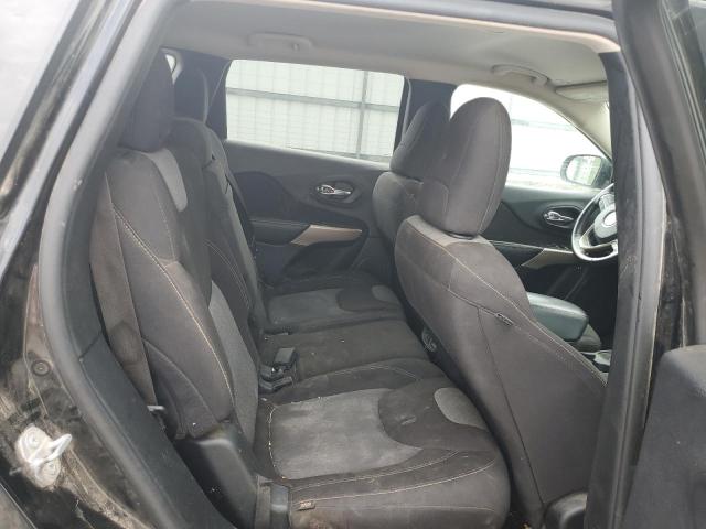 1C4PJLCB9JD514045 Jeep Cherokee Latitude