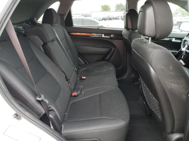 5XYKTCA61FG570676 KIA SORENTO LX