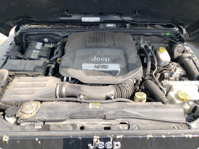 1C4BJWEG5JL840192 Jeep Wrangler Unlimited Sahara