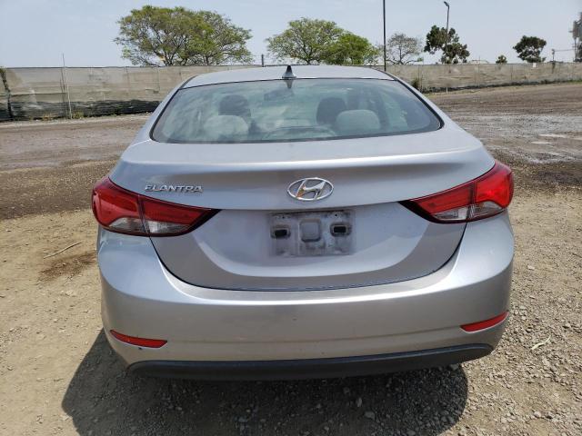 5NPDH4AE1FH560956 Hyundai ELANTRA SE