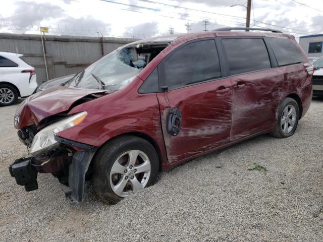 2017 Toyota Sienna LE