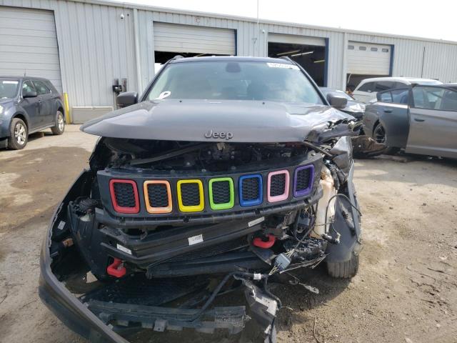 3C4NJDDB9KT671369 Jeep Compass Trailhawk