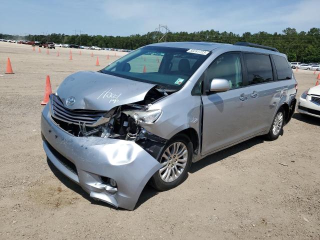 2016 Toyota Sienna XLE