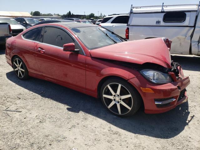 WDDGJ4HBXFG369799 Mercedes-Benz C 250