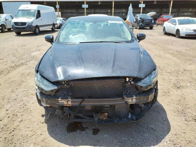 3FA6P0HDXHR167755 Ford FUSION SE